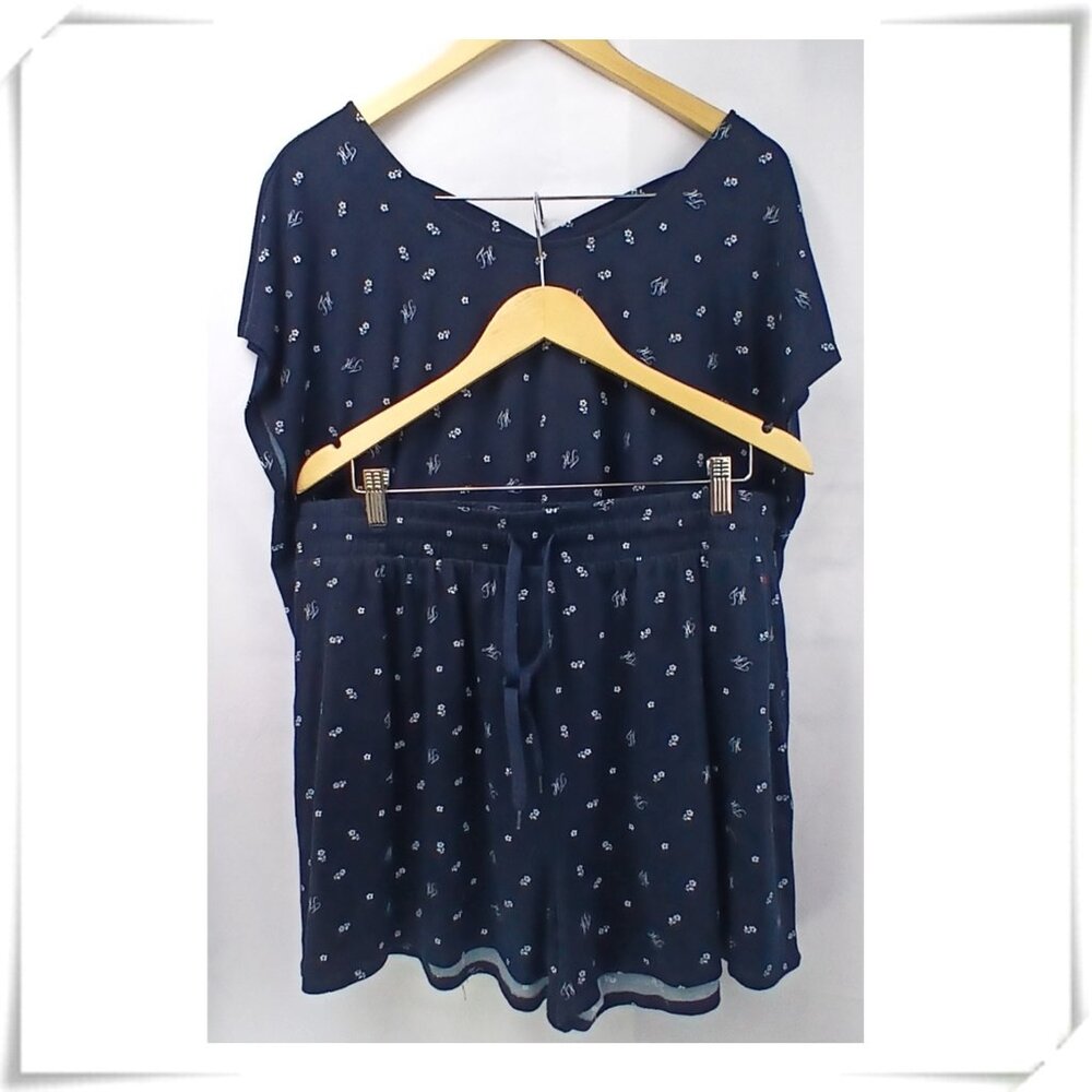 💲Sale 3/$15 - Tommy Hilfiger Knit Dark Blue Top Short Sleeves Shorts PJ Set EUC